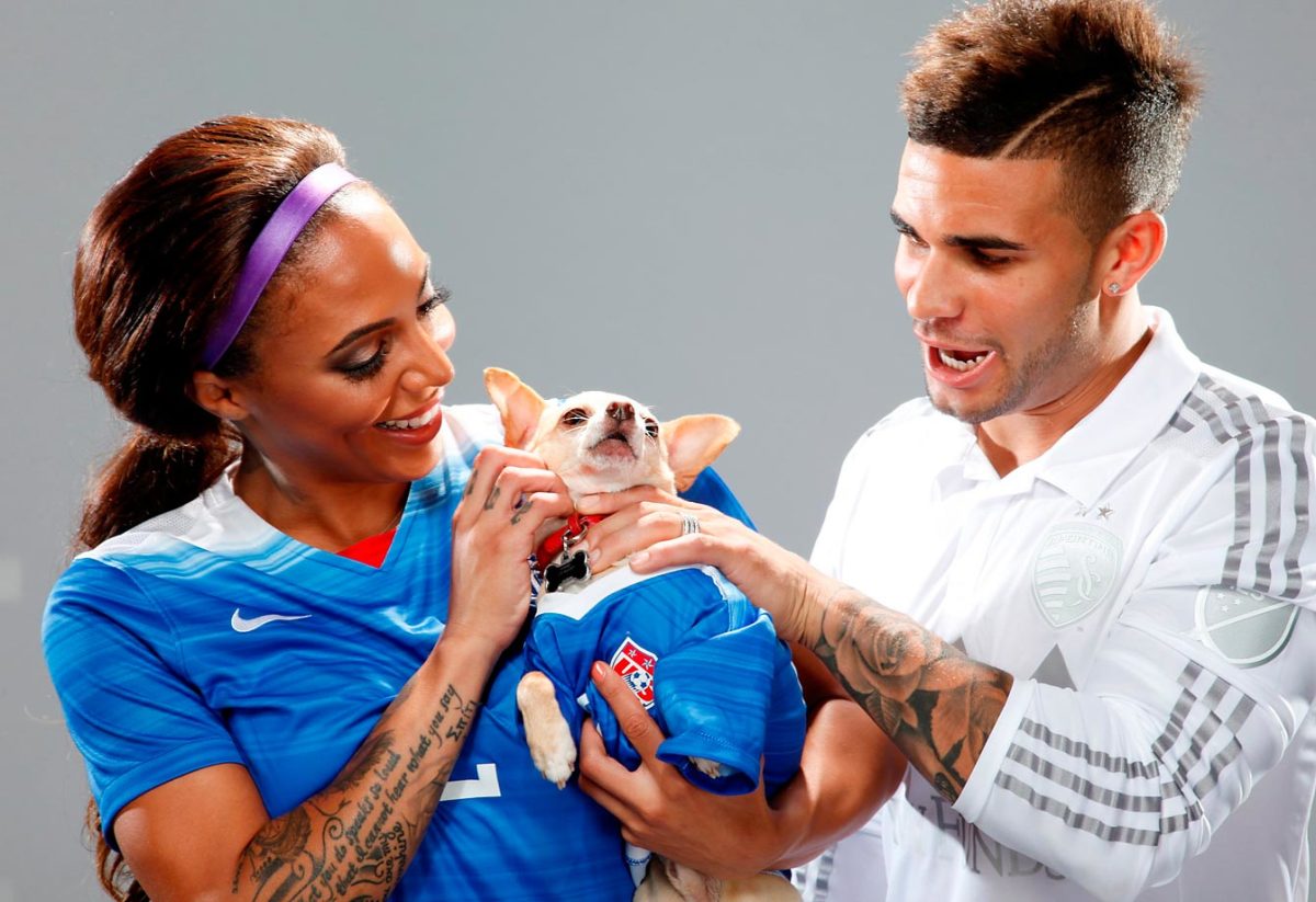sydney-leroux-X159570_TK4_2060.jpg